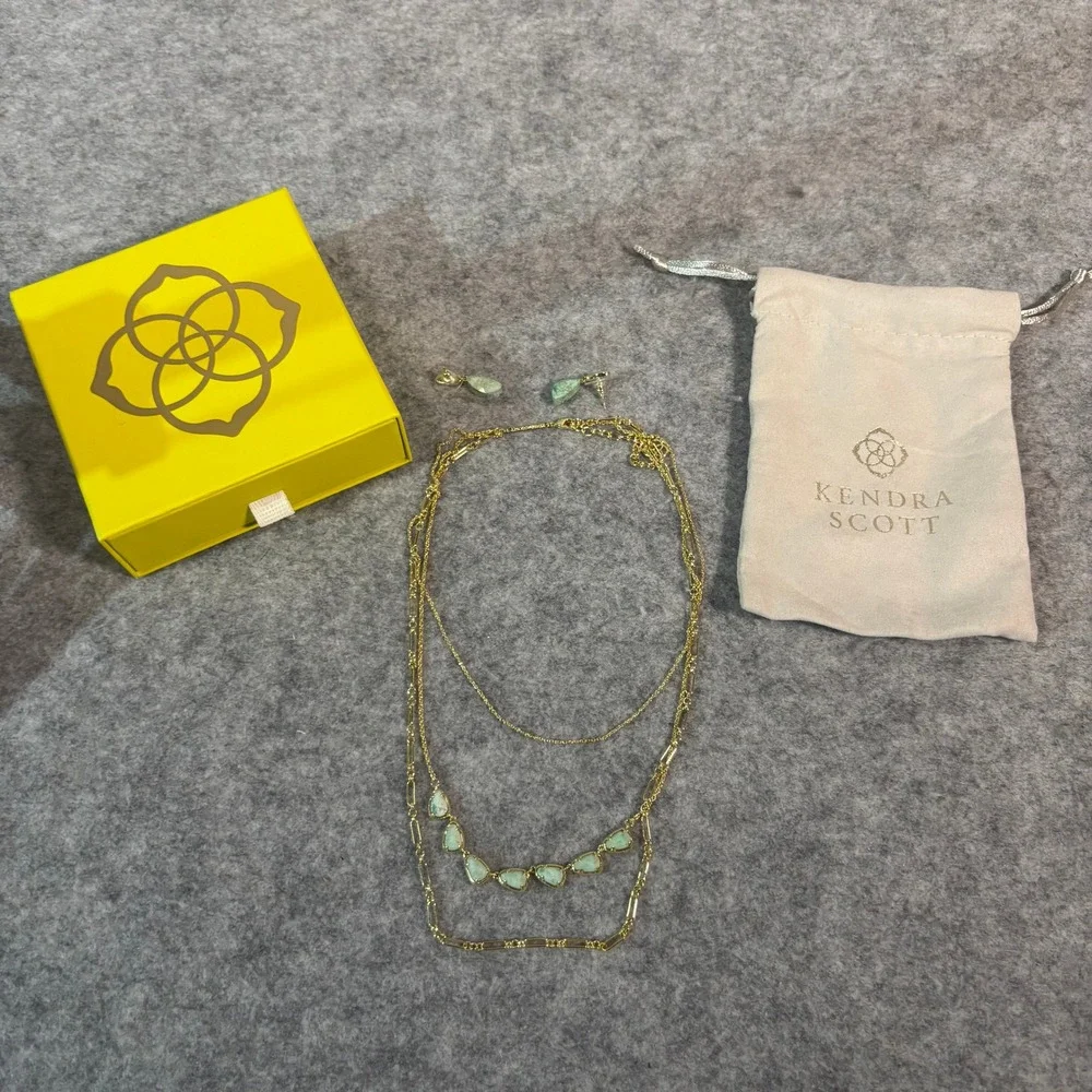 Kendra Scott Jewelry Set Womens OS Green Gold Layered Necklace & Drop Earrings